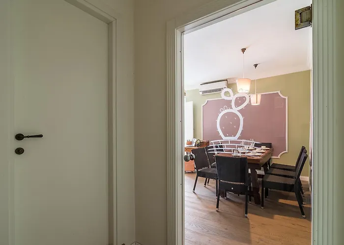 Charming Opuntia كارلوفورتي