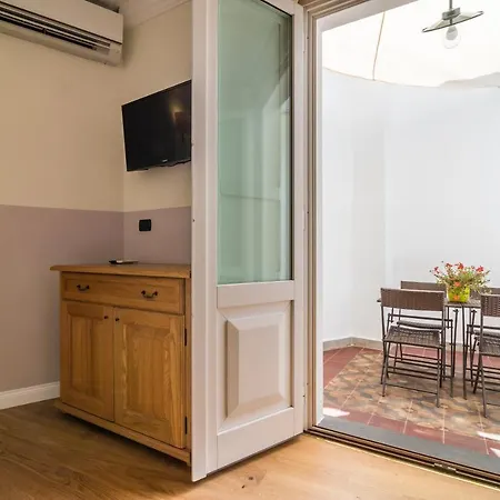 Bed & Breakfast Charming Opuntia 2*