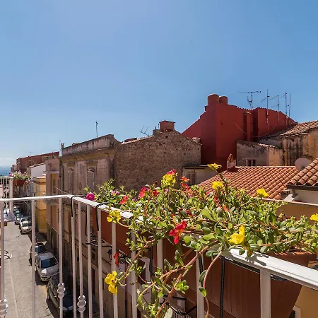 Bed & Breakfast Charming Opuntia 2*
